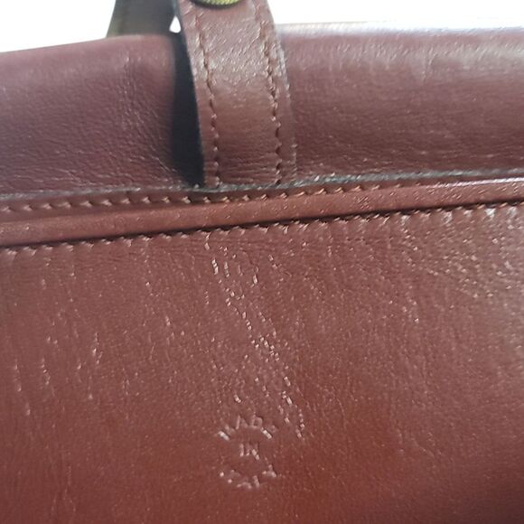 Cartier BORDEAUX and Gold Shoulder SADDLE Bag with Flap Closure VINTAGE - Picture 10 of 16